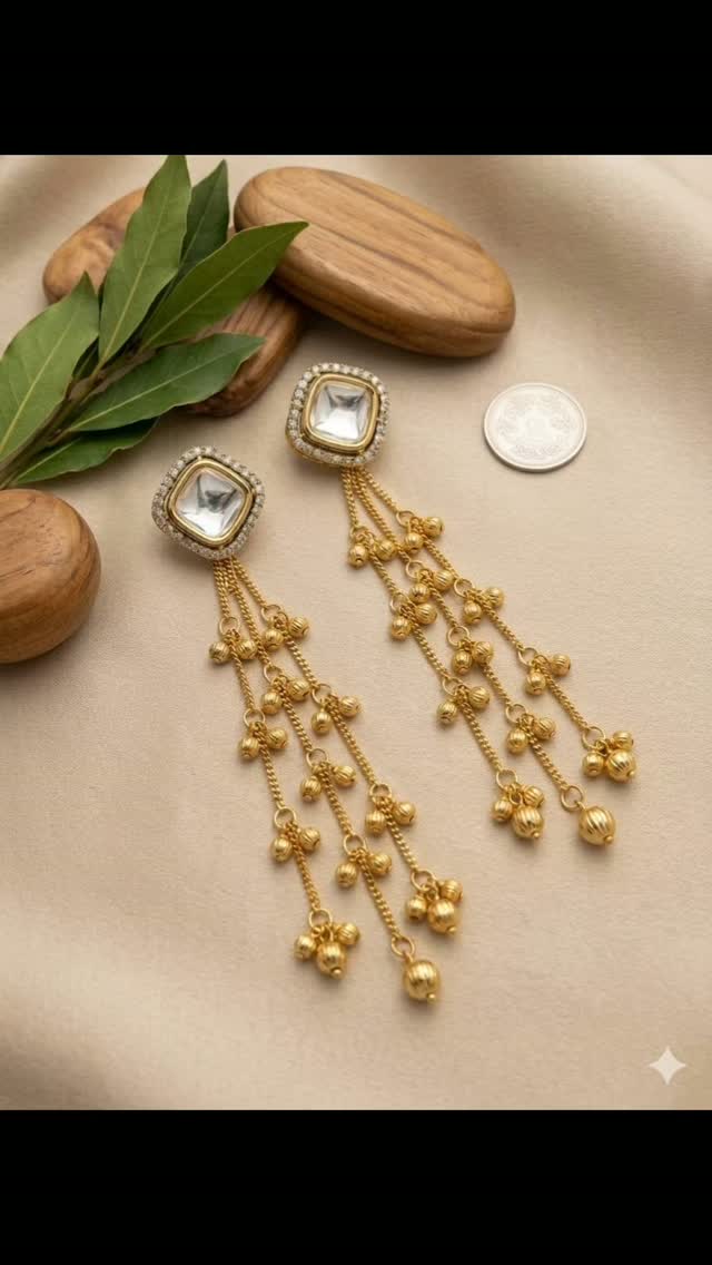 Modish Gold Plated Necklace Set for Women image 6